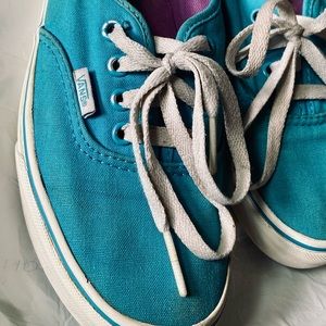 Vans “Off The Wall”